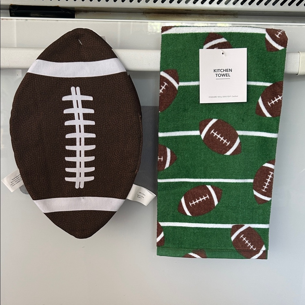 OEKO-TEX Green & Brown Football Kitchen Towel and Pot Holder Set